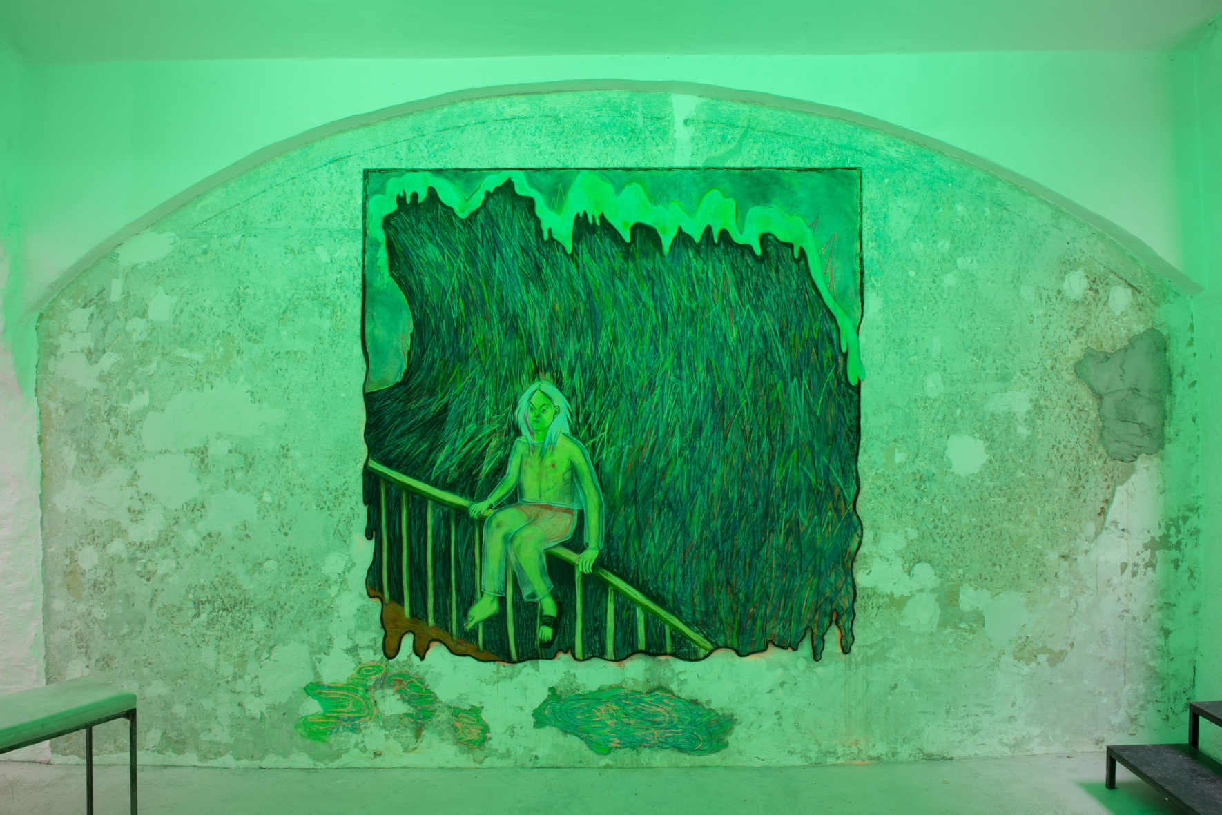 Giuliana Rosso, L’arcobaleno disidratato, 2019, chalks and charcoal on paper, 200 x 200 cm